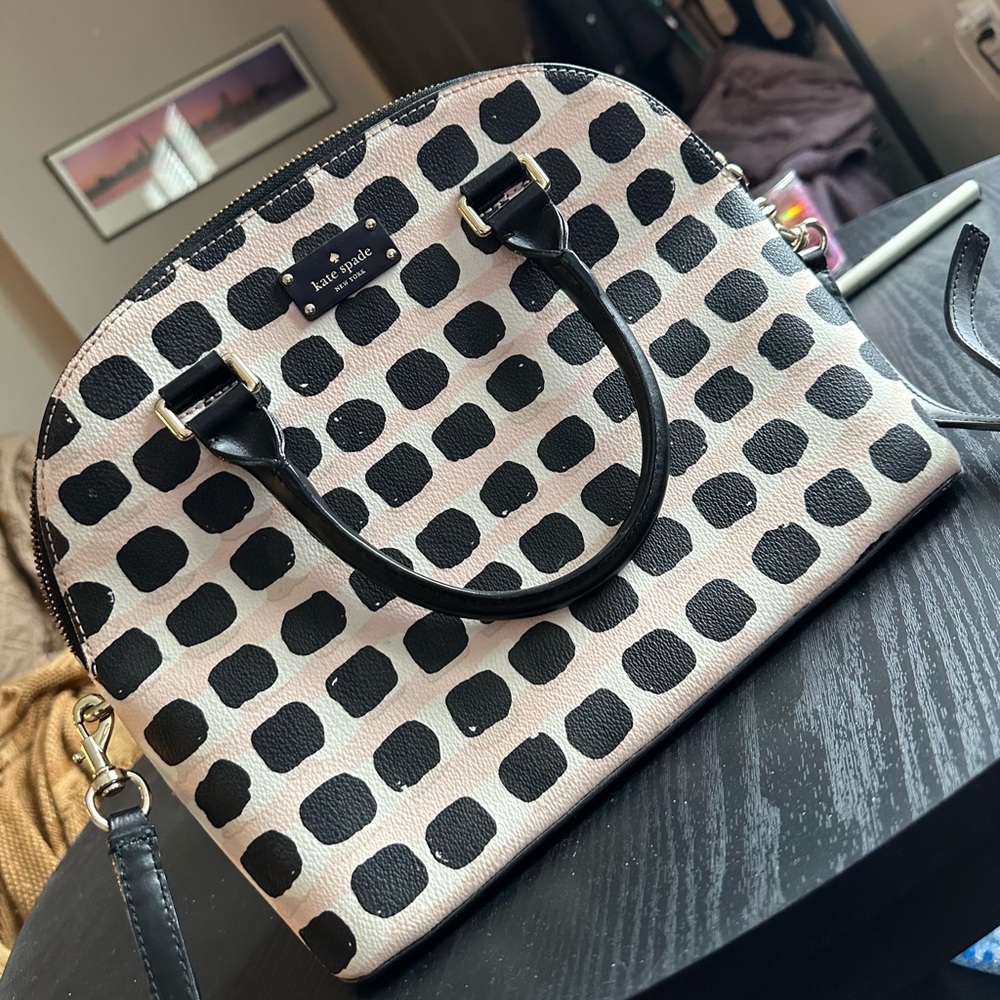 Gorgeous Kate Spade cross body